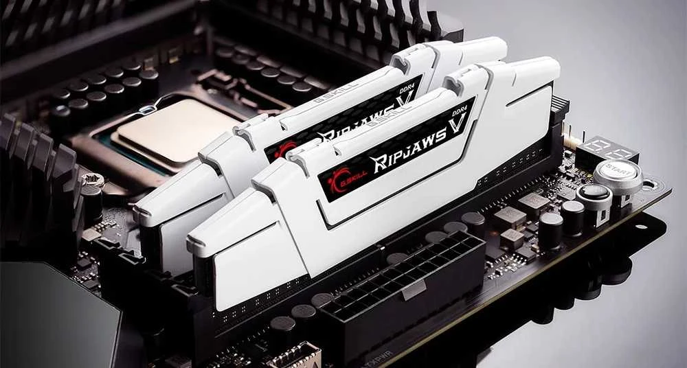 RAM G.Skill Ripjaws V F4-3600C18D-32GV atminties modulis 32 GB 2 x 16 GB DDR4 3600 MHz