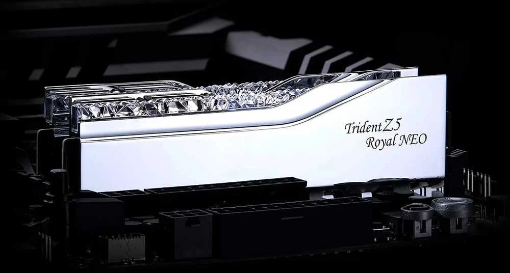 G.Skill Trident Z5 Royal Neo chromuoti atminties moduliai