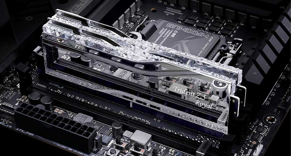 RAM G.Skill Trident Z5 Royal Neo F5-6000J3036G32GX2-TR5NS atminties modulis 64 GB 2 x 32 GB DDR5 6000 MT/s