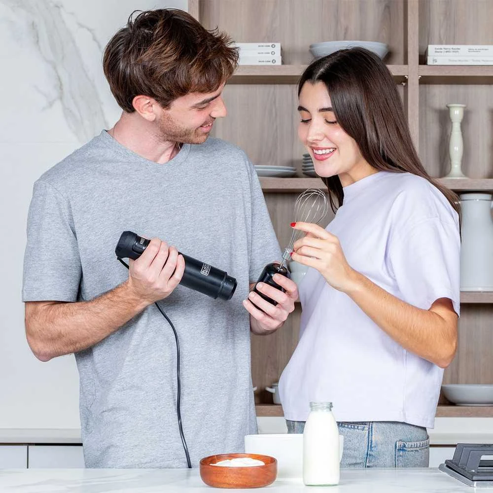 Black & Decker Juodas & Decker BXHBA1501E 1500W