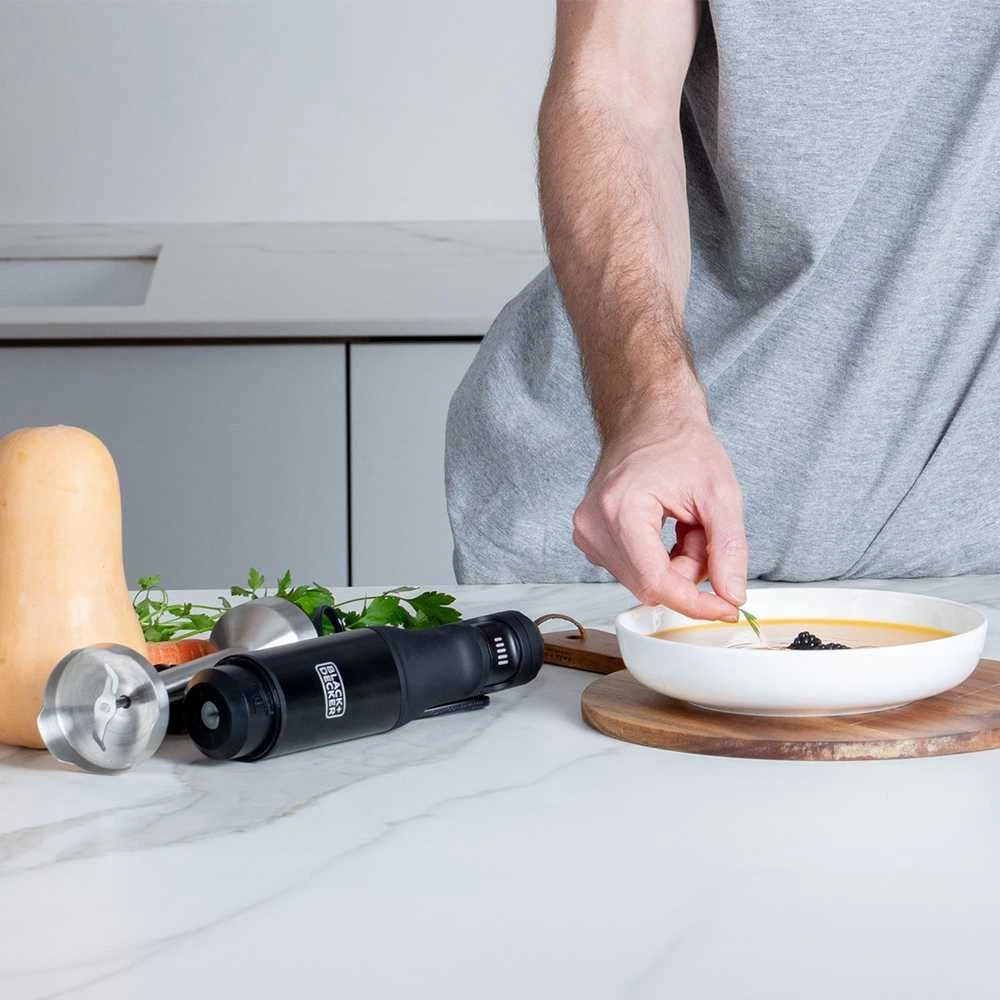 Black & Decker Juodas & Decker BXHBA1501E 1500W