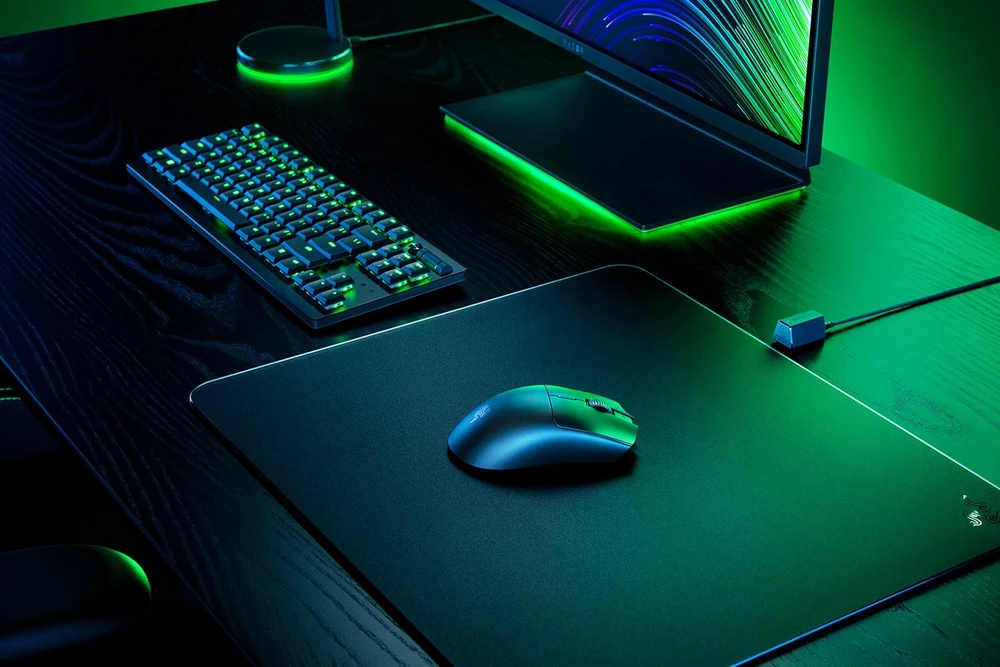 Razer | Viper V3 Hyperspeed | Wireless | Pelė žaidimams | 2.4GHz, Bluetooth | Juodas | No