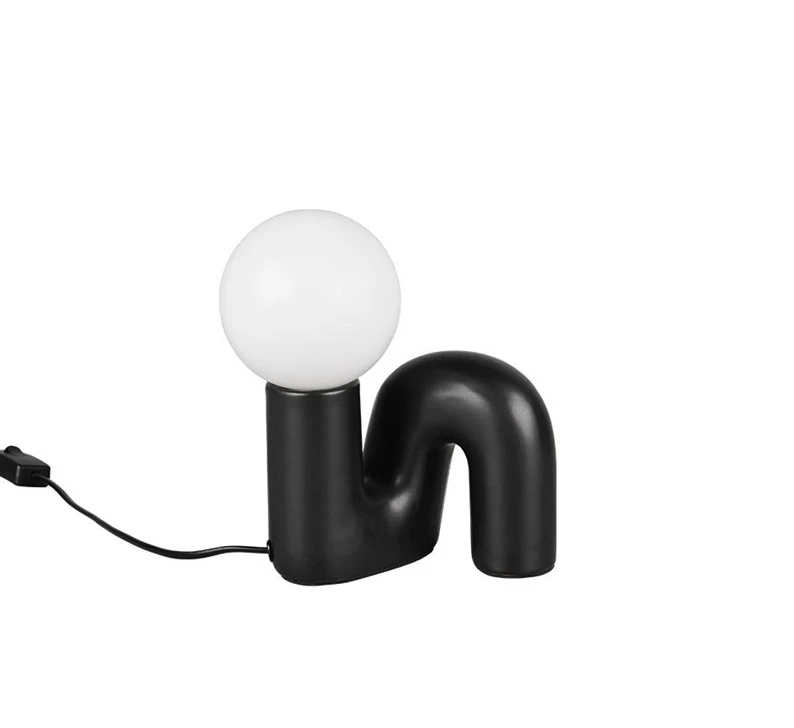 Reality table lamp. 5W. G9. juodas
