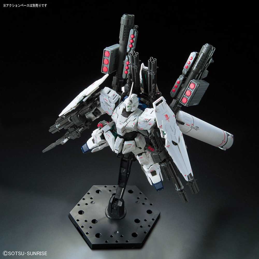 Bandai Kolekcinė Figūrėlė - RG 1/144 Pilnai Apsaugotas Unicorn Gundam