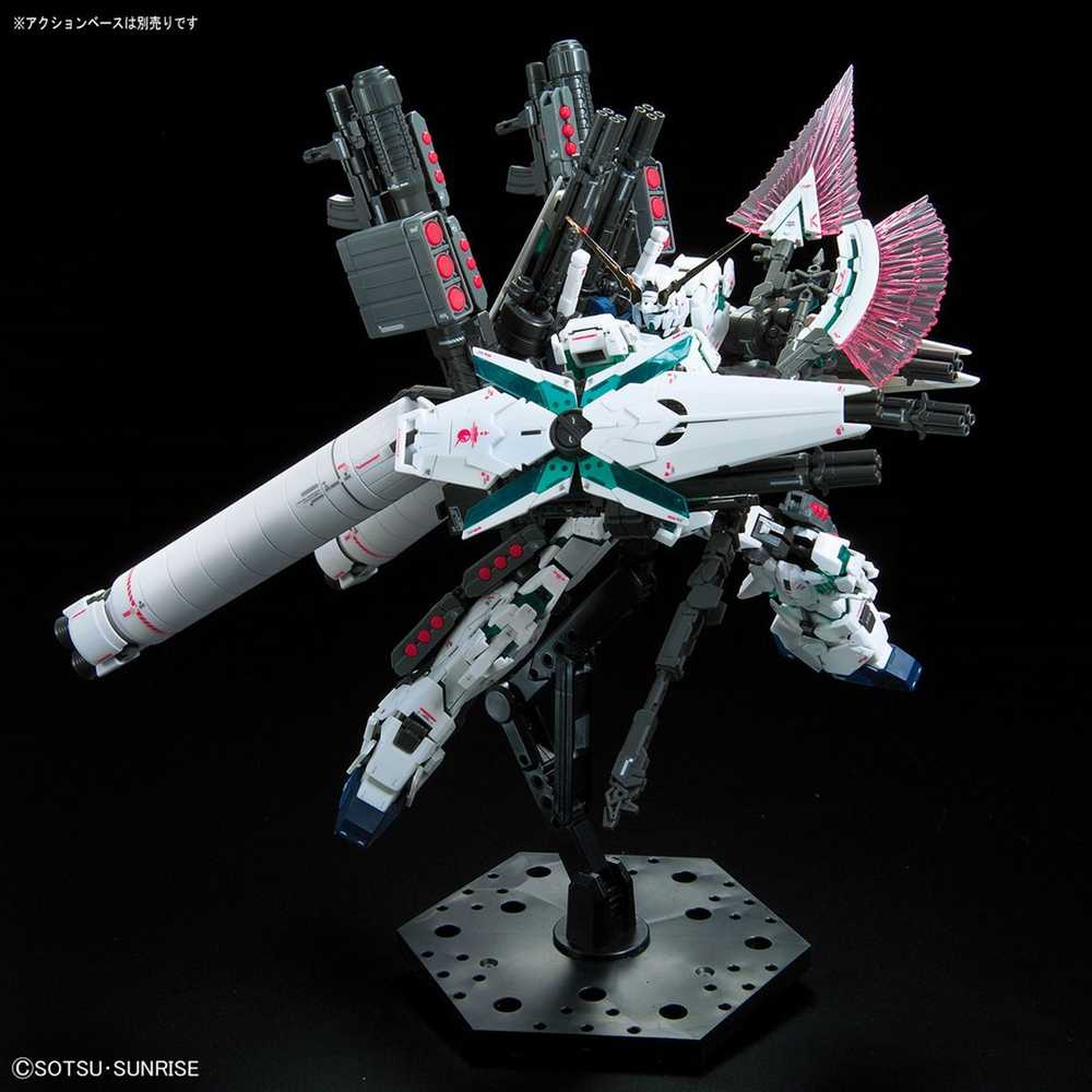 Bandai Kolekcinė Figūrėlė - RG 1/144 Pilnai Apsaugotas Unicorn Gundam