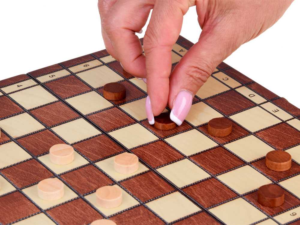 Jokomisiada RINKINYS 3in1 Medinis žaidimas šachmatų šaškės Backgammon dvipusė lenta GR0692