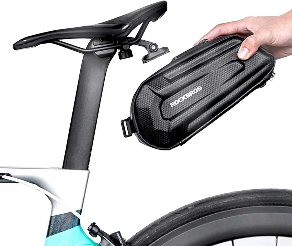 Krepšys Rockbros B69 rowerowa podsiodłowa 1.8l su systemem łatwego zwalniania - juoda