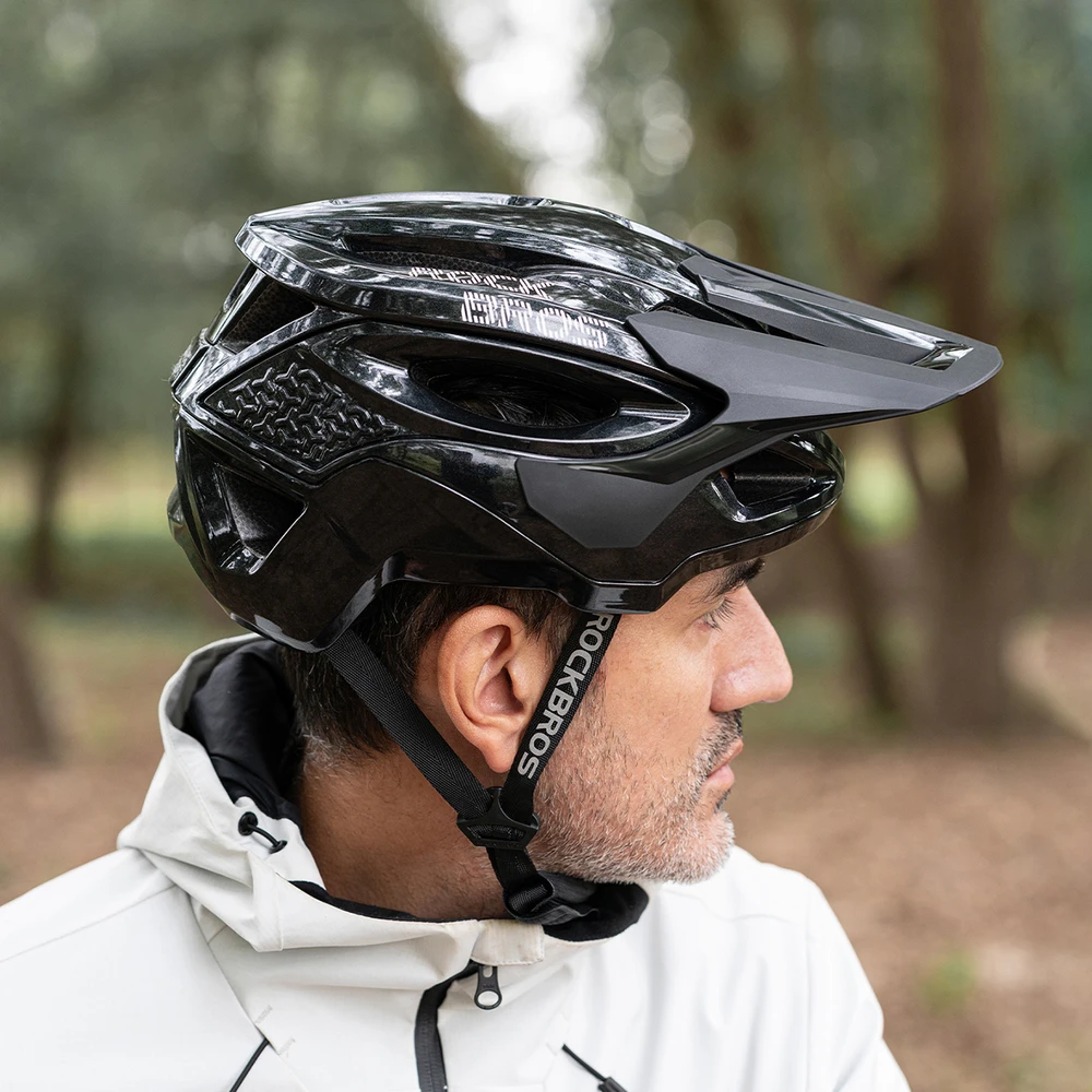 Rockbros LK-99 Kalnų dviratis Helmet with Adjustable Visor and Magnetic Closure 58-62 cm - Juodas