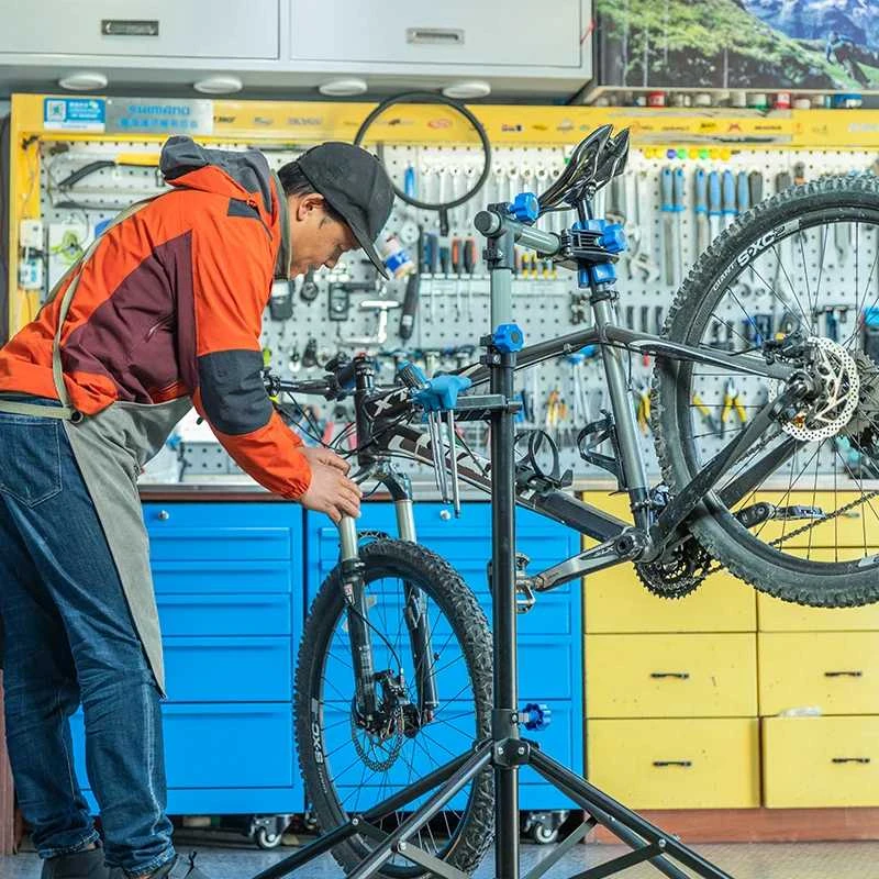 Rockbros MP-02 grindų aptarnavimo stovas dviračiams su rankenėlėmis - juodas