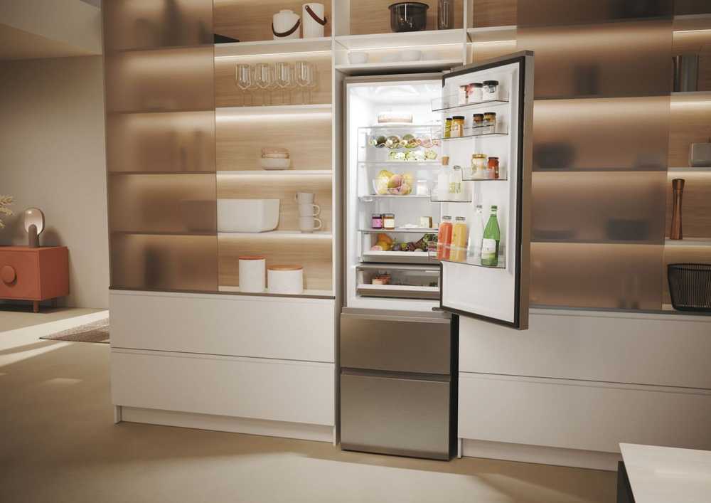 Haier 3D 60 Serie 5 HTW5620DNMG Freestanding 414 L D Sidabrinis