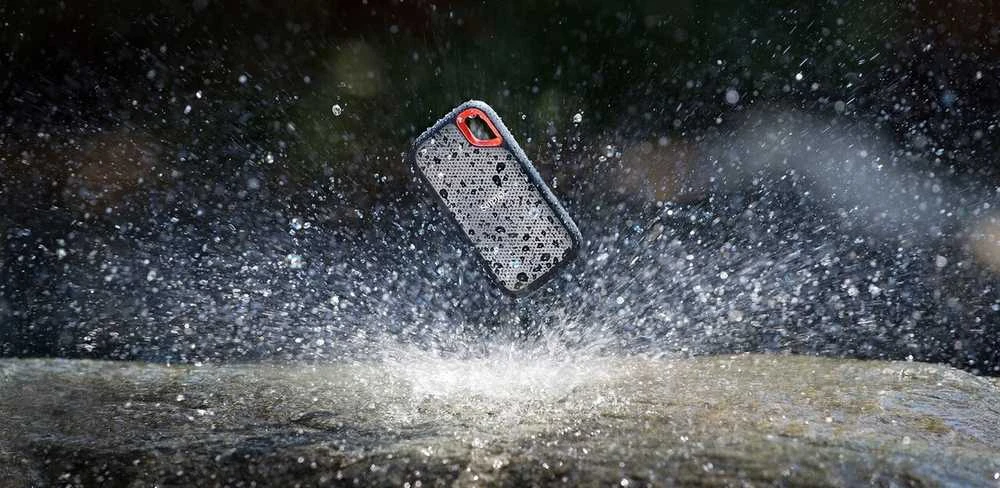 Išorinis kietasis diskas SanDisk Extreme Portable 2 TB, SDSSDE61-2T00-G25, Juodas