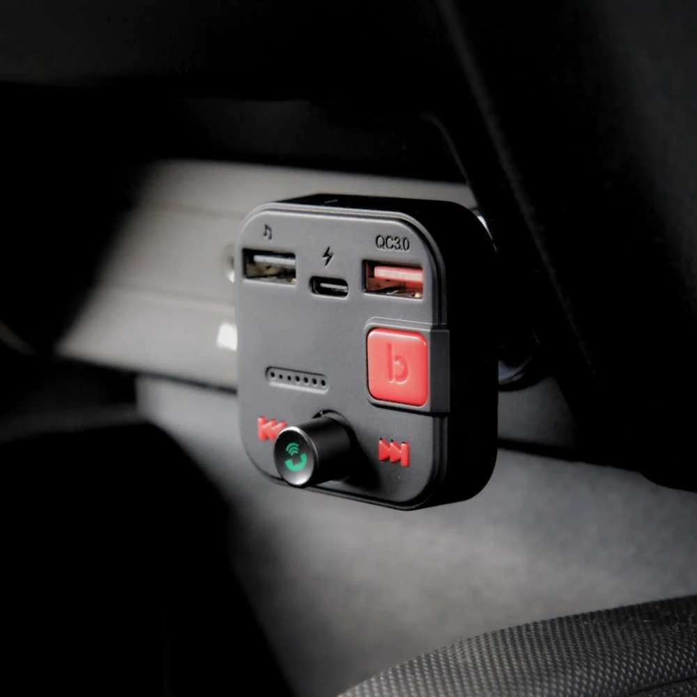Automobilinė Garso Sistema - Savio FM Siųstuvas, Bluetooth 5.3, QC 3.0, LED Ekranas, Bass Boost