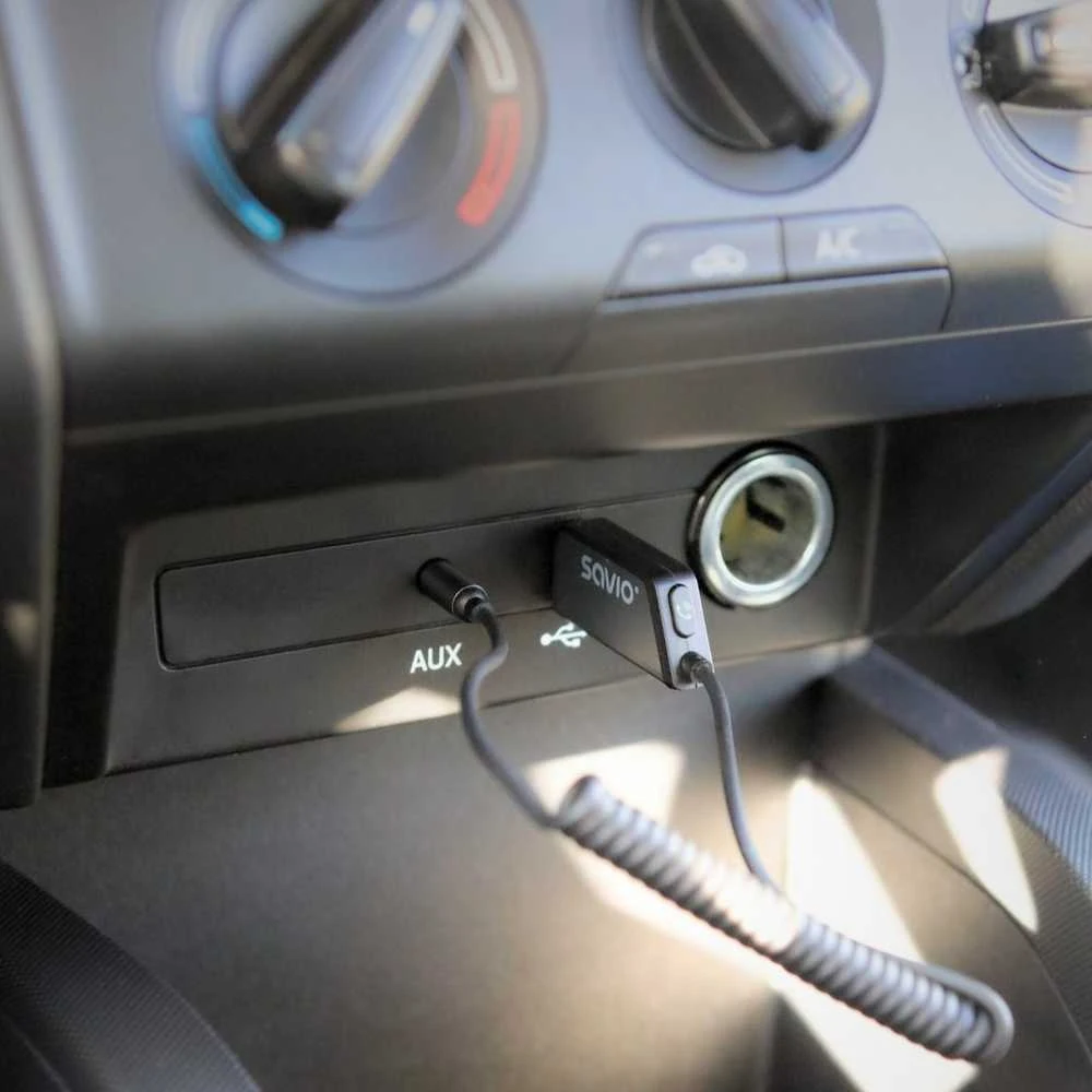 Savio TR-16 siųstuvo AUX adapteris su laisvų rankų funkcija, Bluetooth 5.3, Google Assistant/Siri