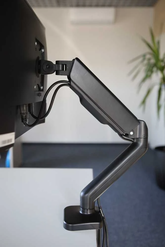 Laikiklis SAVIO UM-01 Desk Mount for Monitorius 17" – 32", 2 – 9kg