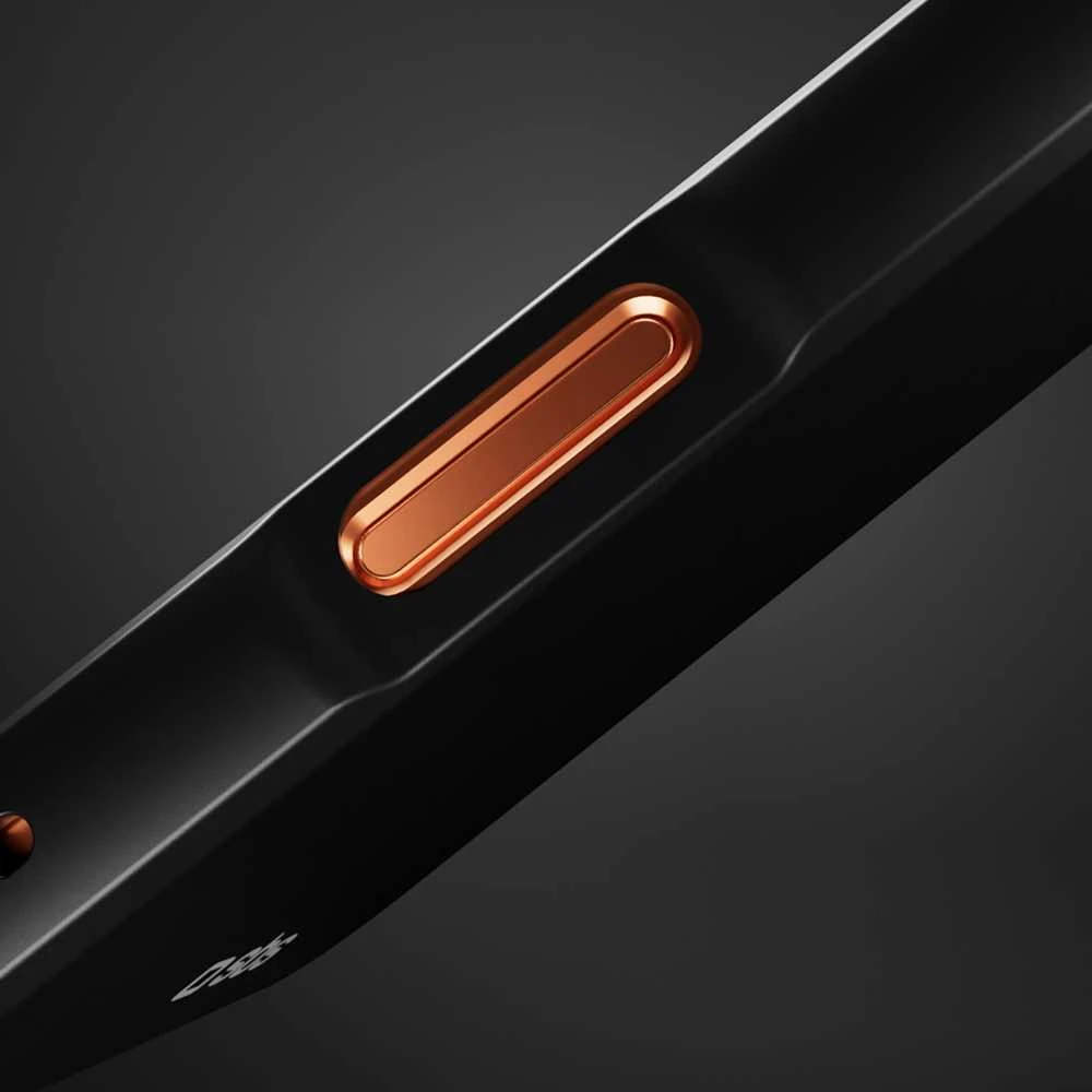 SBS Full Active Mag dėklas with D3O Technology skirtas Apple iPhone 17 Pro Max – juodos spalvos