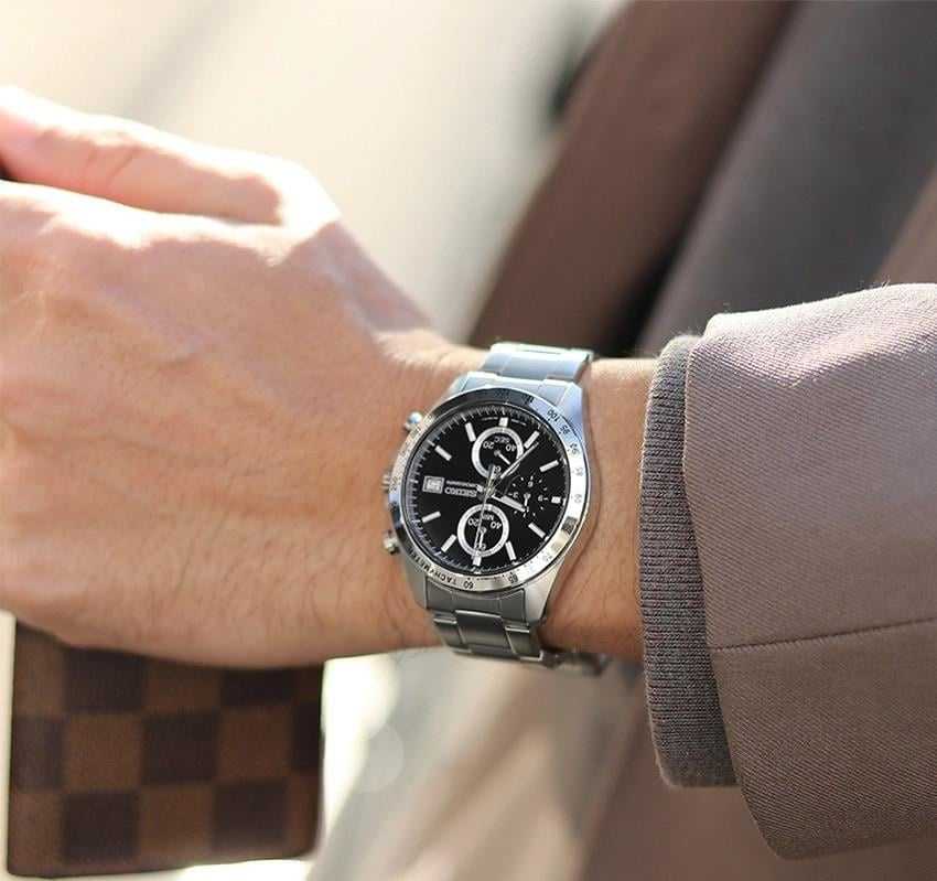 Laikrodis MEN'S WATCH SEIKO CHRONOGRAPH CASUAL QUARTZ SBTR005 + BOX