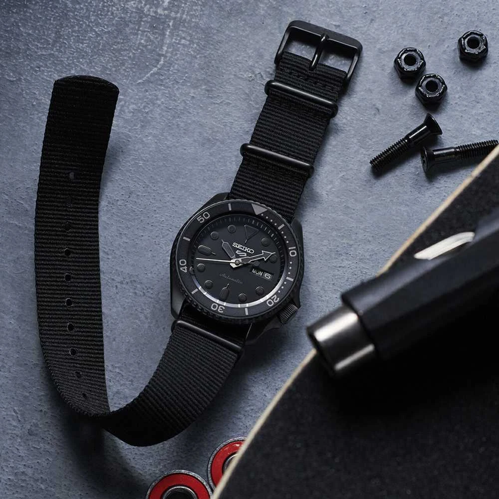 Laikrodis SEIKO MEN'S WATCH SRPD79K1+ BOX