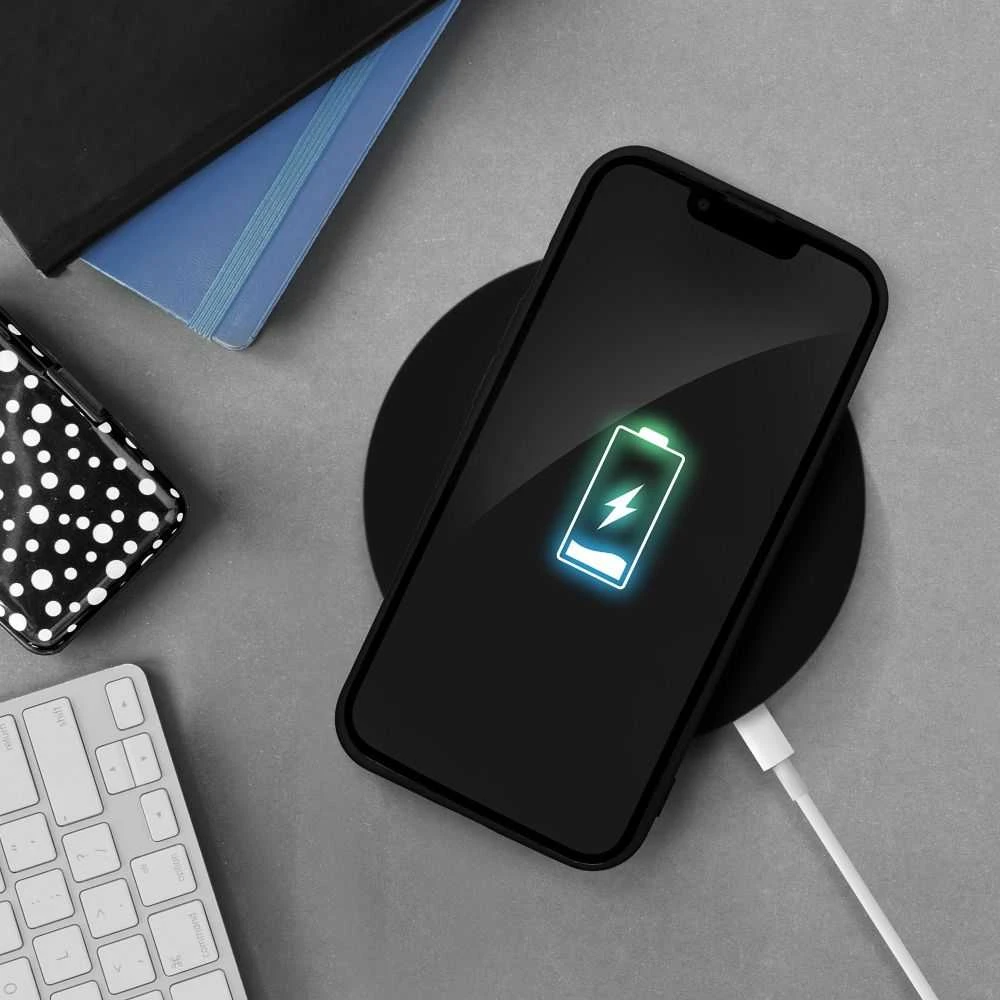 OEM dėklas, skirtas iPhone 17 Pro / 18 Pro (žemas kameros kraštas), silikoninis, juodas