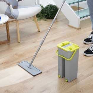 Šluota su dvigubo veikimo kibiru InnovaGoods