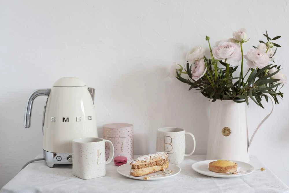 SMEG elektrinis virdulys su reguliuojama temperatūra KLF04CREU