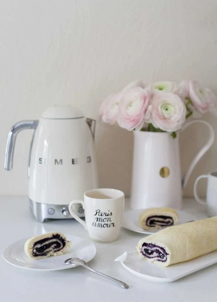 SMEG elektrinis virdulys su reguliuojama temperatūra KLF04CREU