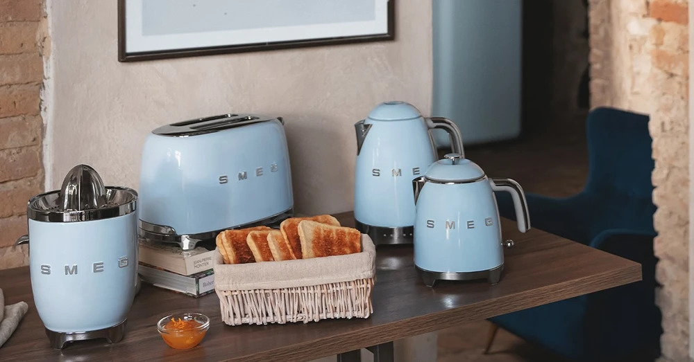 SMEG skrudintuvas TSF01PBEU