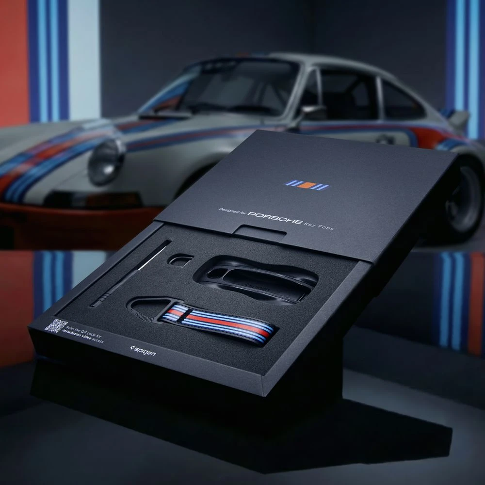 Dėklas Spigen PK100 Porsche Key Fob Case juodos spalvos