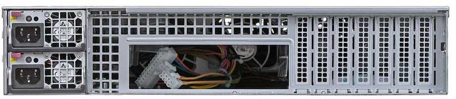 Serveris - Supermicro 825TQC-R802LPB Rack 800 W Juodas