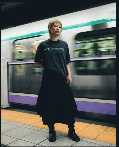 T-shirt Skinarma Asphalt L juodos spalvos