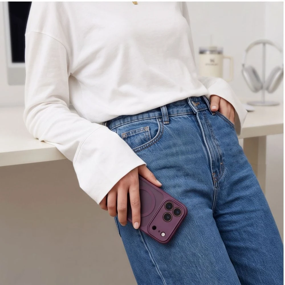 Tech-Protect BasicMag MagSafe dėklas, skirtas iPhone 17 Pro / 18 Pro - Bordo matinis