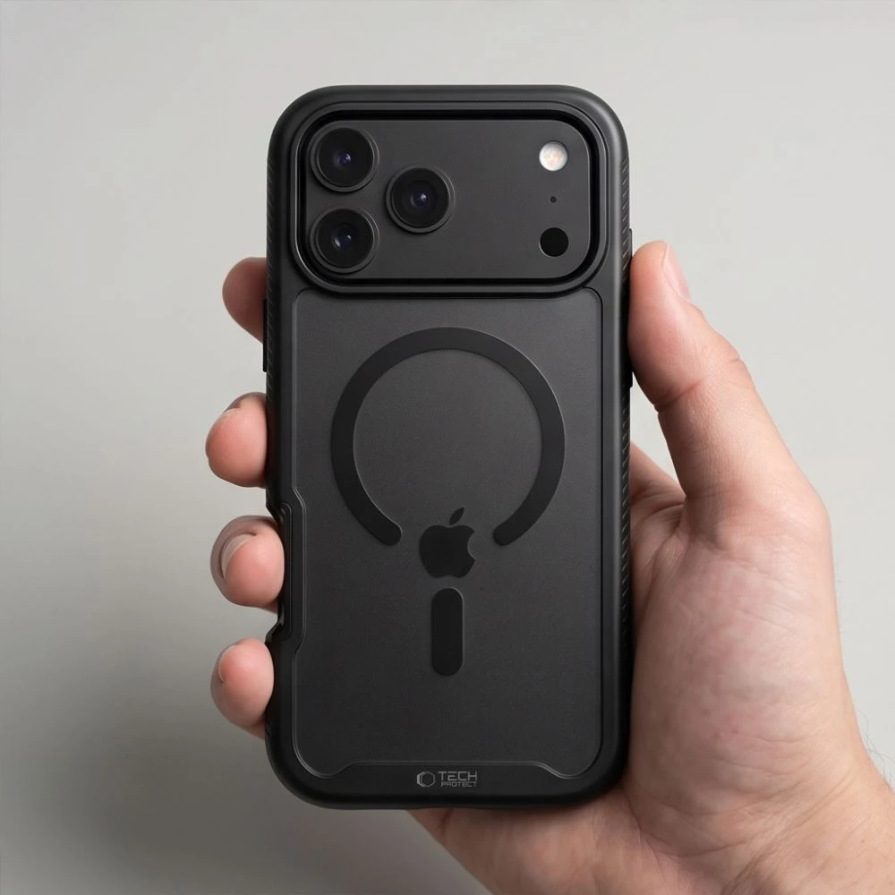Dėklas Tech-Protect Defense MagSafe Case for iPhone 17 Pro Max / 18 Pro Max - matinė juoda