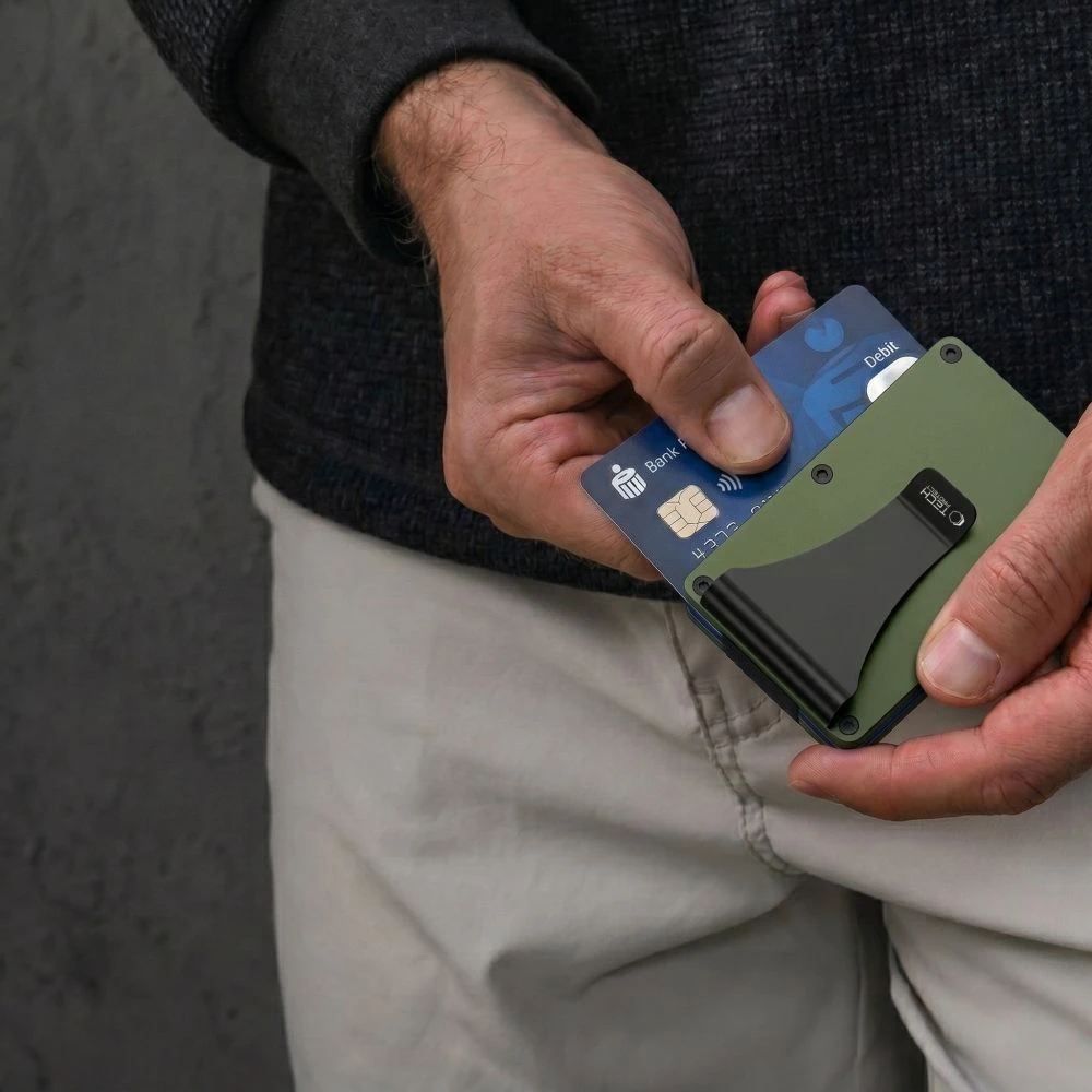 Dėklas „Tech-Protect Thorn“ RFID piniginė - Žalias