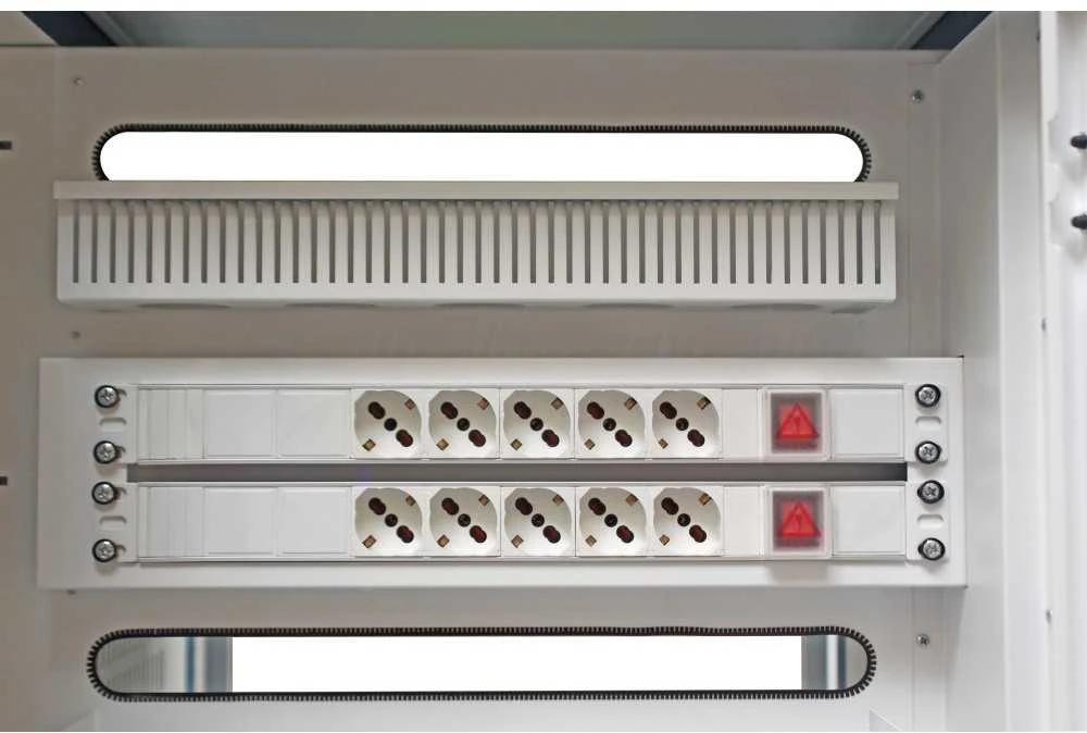 Techly I-CABINET-30DTY, P/N: 108705 – mobili 30 vietų stotelė nešiojamųjų kompiuterių, planšečių ir kitų įrenginių saugojimui ir įkrovimui