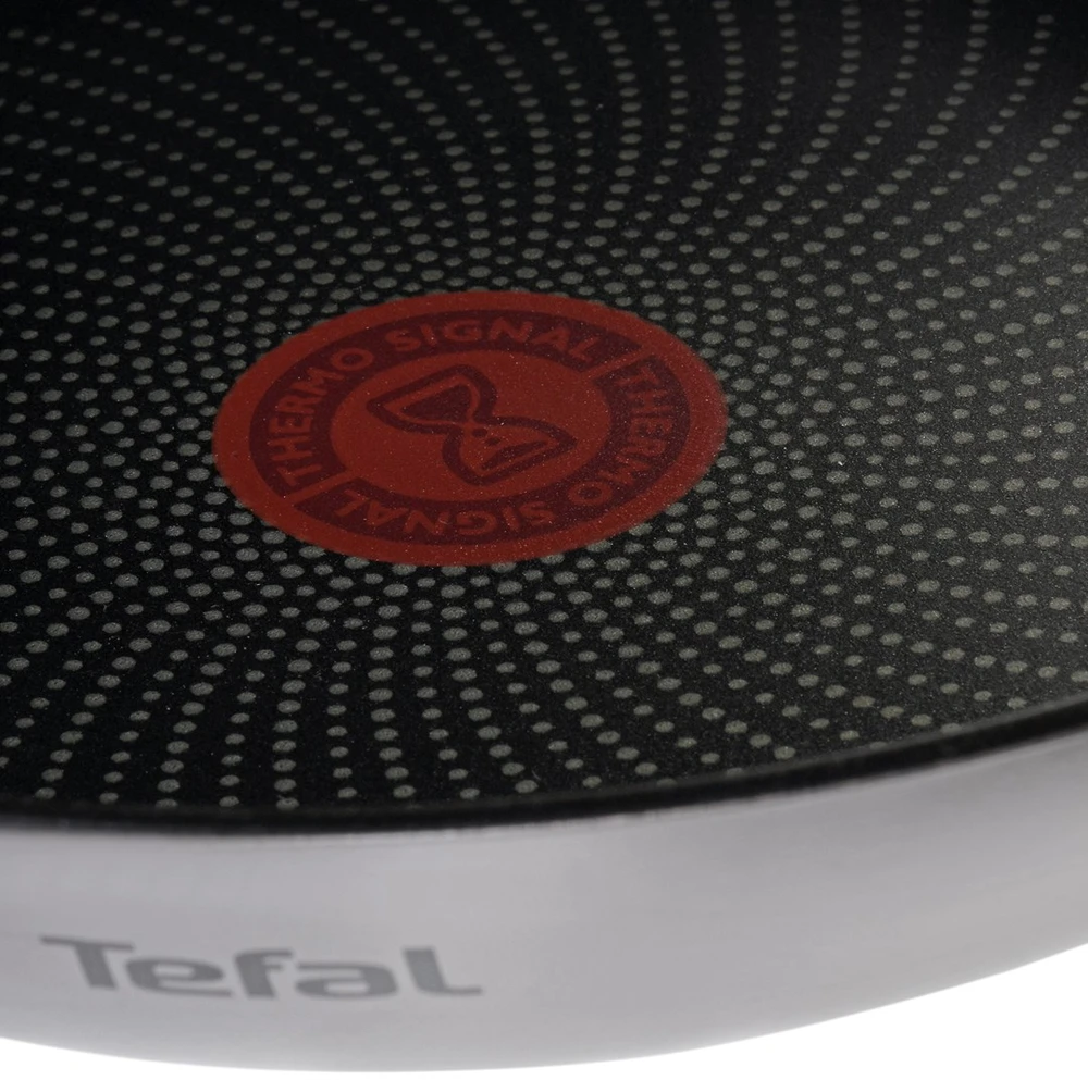 TEFAL | Keptuvė | B8170444 Intuition | Kepimui | Skersmuo 24 cm | Tinka indukcinei kaitlentei | Fiksuota rankena | Juodas