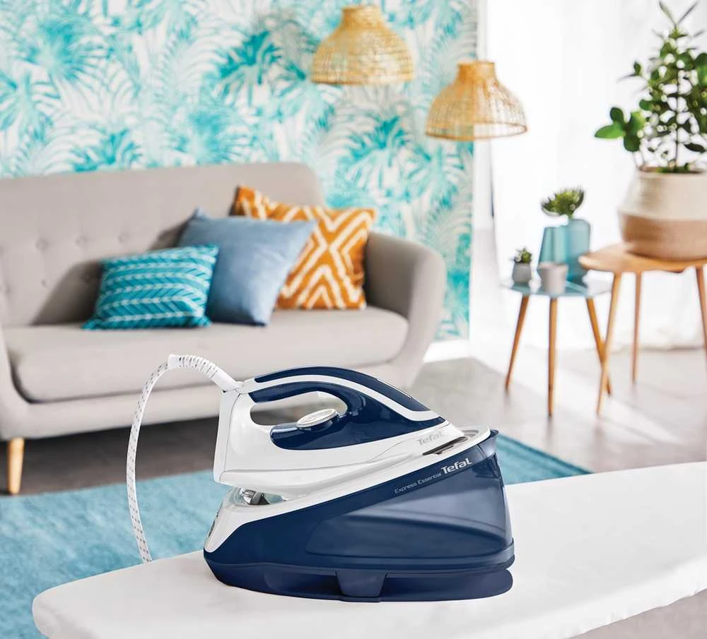 TEFAL | „Express Essential Steam Station“ | SV6116E0 | 2200 W | 1,4 l | 5–6 barai | Automatinis išjungimas | Vertikali garų funkcija | Kalkių valymo funkcija | Baltas/ Mėlyna
