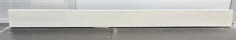 The foundation for the fence. 250 cm x 5 cm x 20 cm