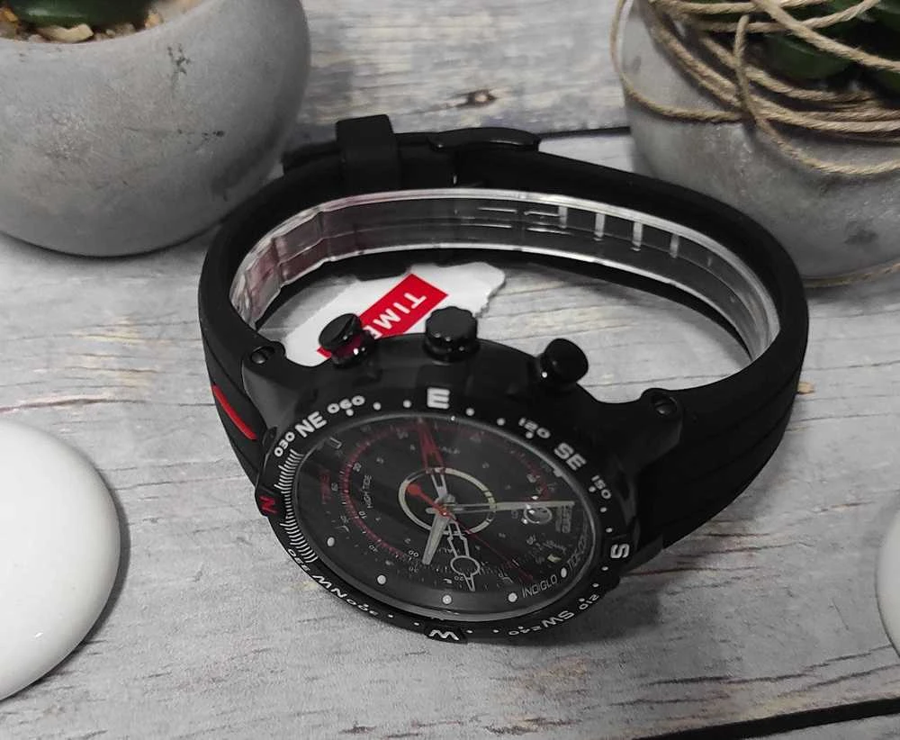 TIMEX vyriškas laikrodis T2N720 – kompasas ir termometras (zt110a)
