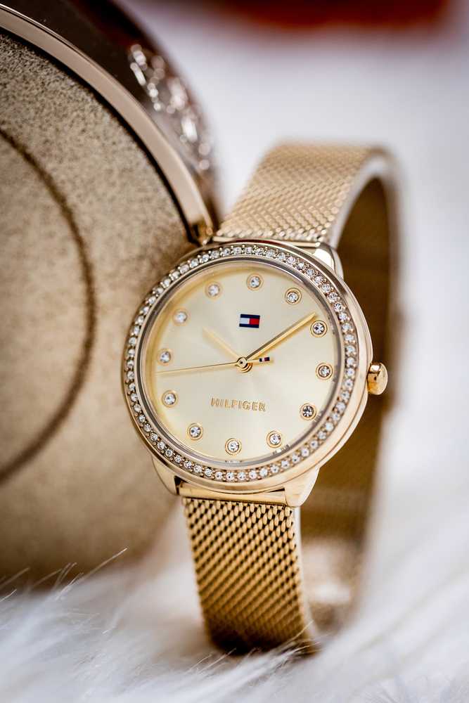 TOMMY HILFIGER 1782699 Demi moteriškas laikrodis (zf609a) + DĖŽUTĖ