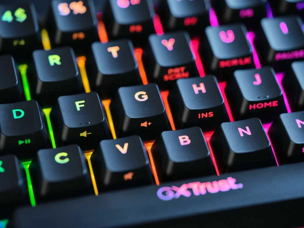 TRUST GXT 867 ACIRA 60% MINI RGB mechaninė klaviatūra