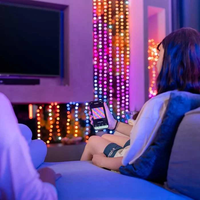 „Twinkly Candies“ 100 širdies formos RGB šviesos diodų, skaidrus laidas, USB-C