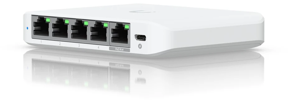 Šakotuvas UBIQUITI COMPACT, 5 PRIESTŲ 2,5G JUNGIKLIS, GALIMAS MAITINTI SU POE ARBA USB-C ADAPTERIU.