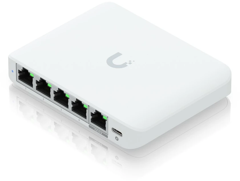 Šakotuvas UBIQUITI COMPACT, 5 PRIESTŲ 2,5G JUNGIKLIS, GALIMAS MAITINTI SU POE ARBA USB-C ADAPTERIU.