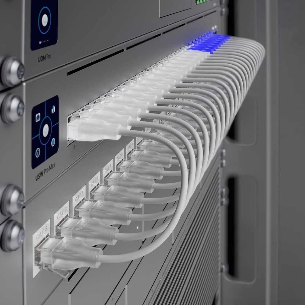 Šakotuvas Ubiquiti | „Etherlighting“ komutatorius su 2,5 GbE | USW-Pro-Max-24 | Valdomas 3 lygio | Montuojamas į stelažą | Gigabito eternetas (varinis) jungčių kiekis: 24