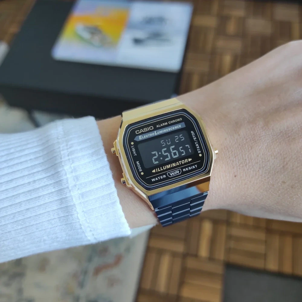 „Casio Vintage A168WEGB-1BEF“