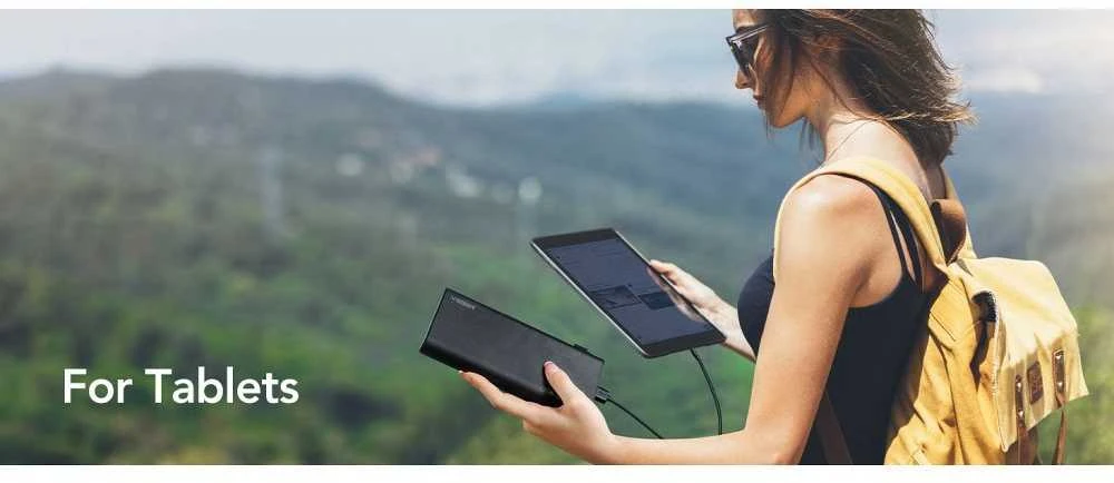 Nešiojamoji baterija Veger TCE130 (W2503) PD 130W 25000 mAh su integruotais C tipo laidais / Lightning juodas