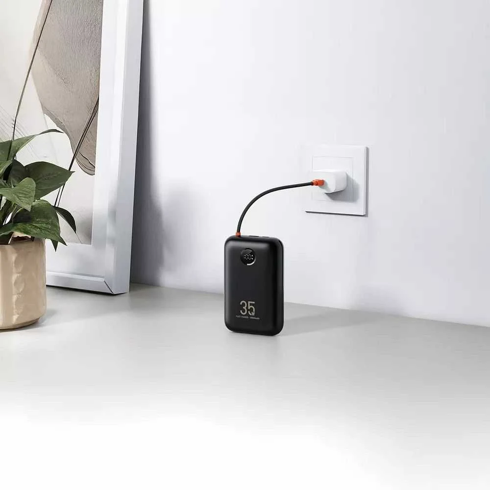 Išorinė baterija Veger K3 (W3018) PD QC3.0 35W 30000 mAh su integruotais C tipo laidais / Lightning juodas