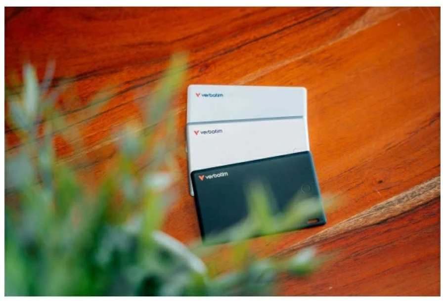 Verbatim My Finder Card Bluetooth juodas sidabrinis ir baltaas – daiktų ieškikliai 3vnt MYFCR-03BSW 32141