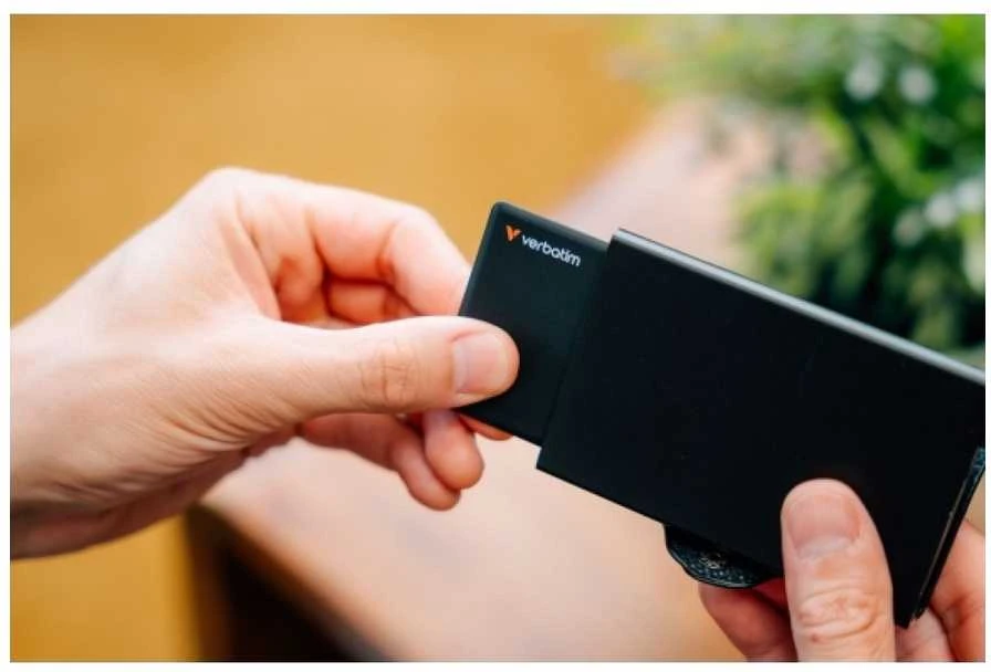 Verbatim My Finder Card Bluetooth juodas sidabrinis ir baltaas – daiktų ieškikliai 3vnt MYFCR-03BSW 32141