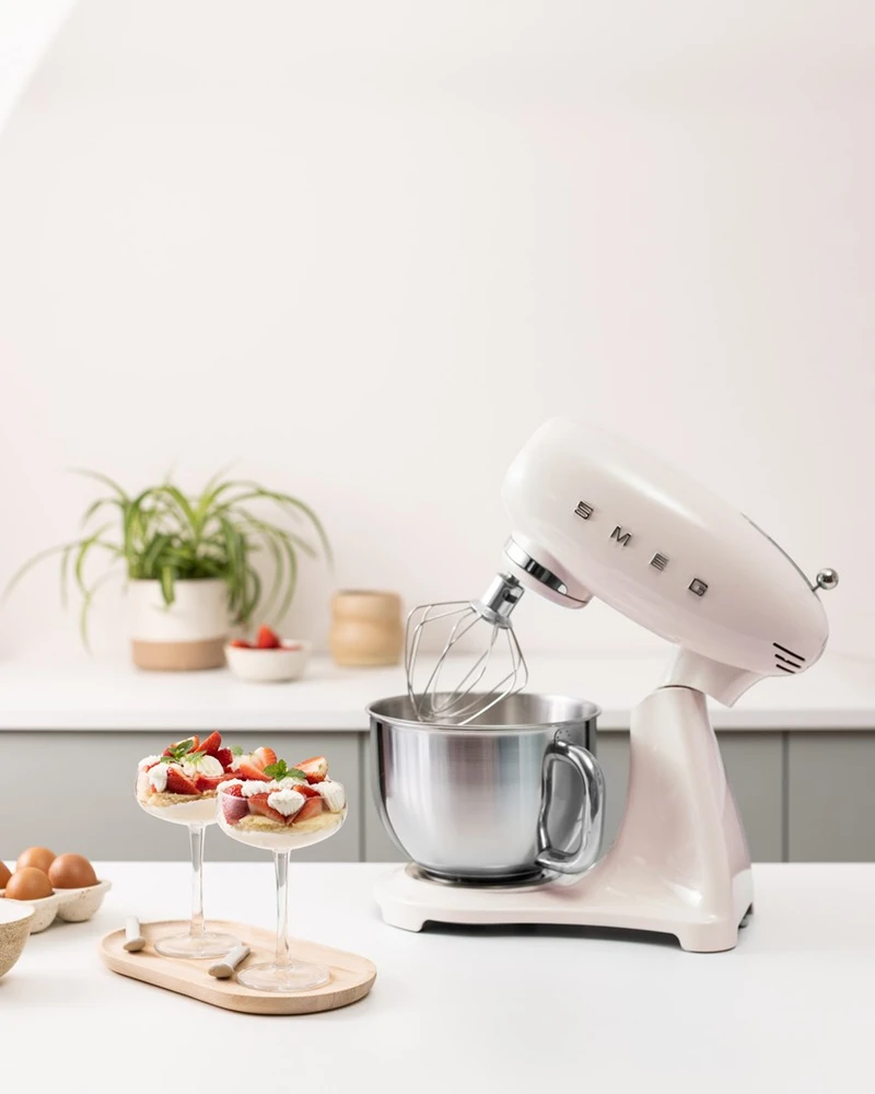 Smeg SMF05CREU mixer Stand mixer 1000 W Kreminis