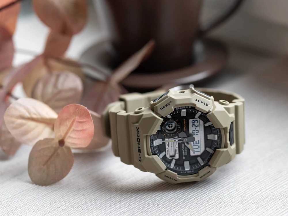 „Casio G-Shock Origin GA-010-5AER“ laikrodžio laikrodis su anglies pluošto šerdies apsauga
